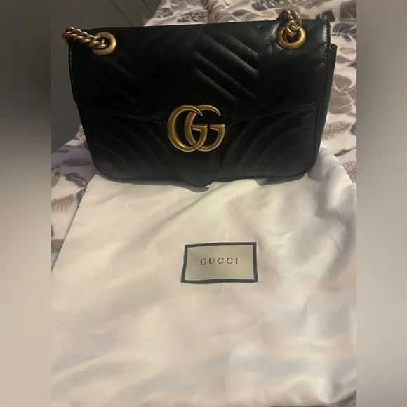 Gucci - Picture 2 of 2